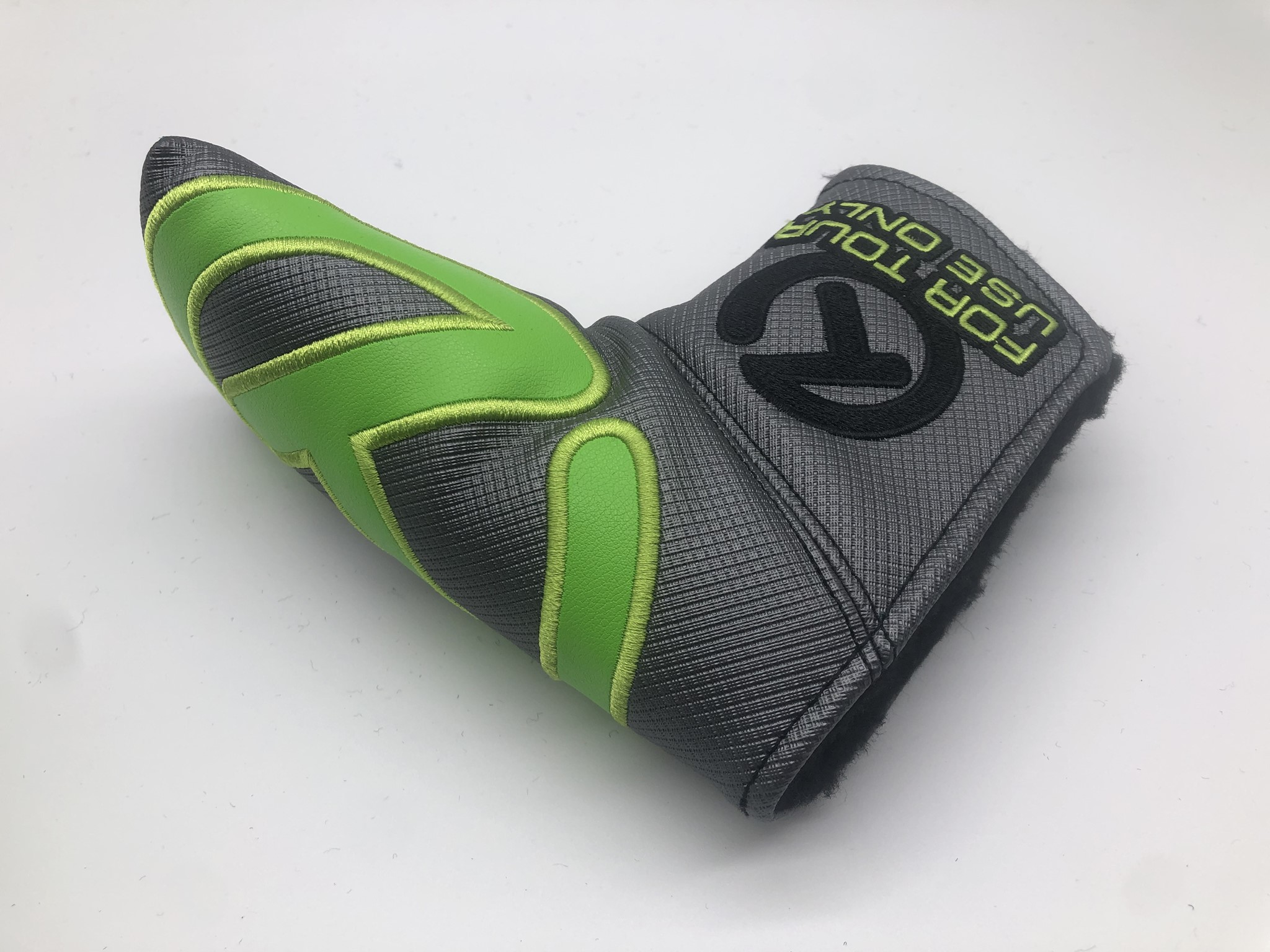 media.product.imagealternatetextformat