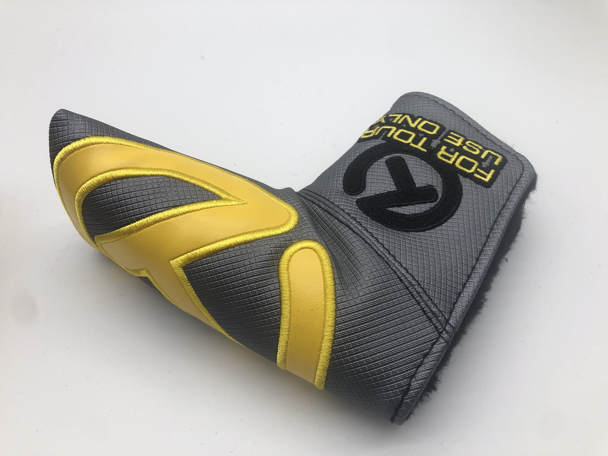 media.product.imagealternatetextformat