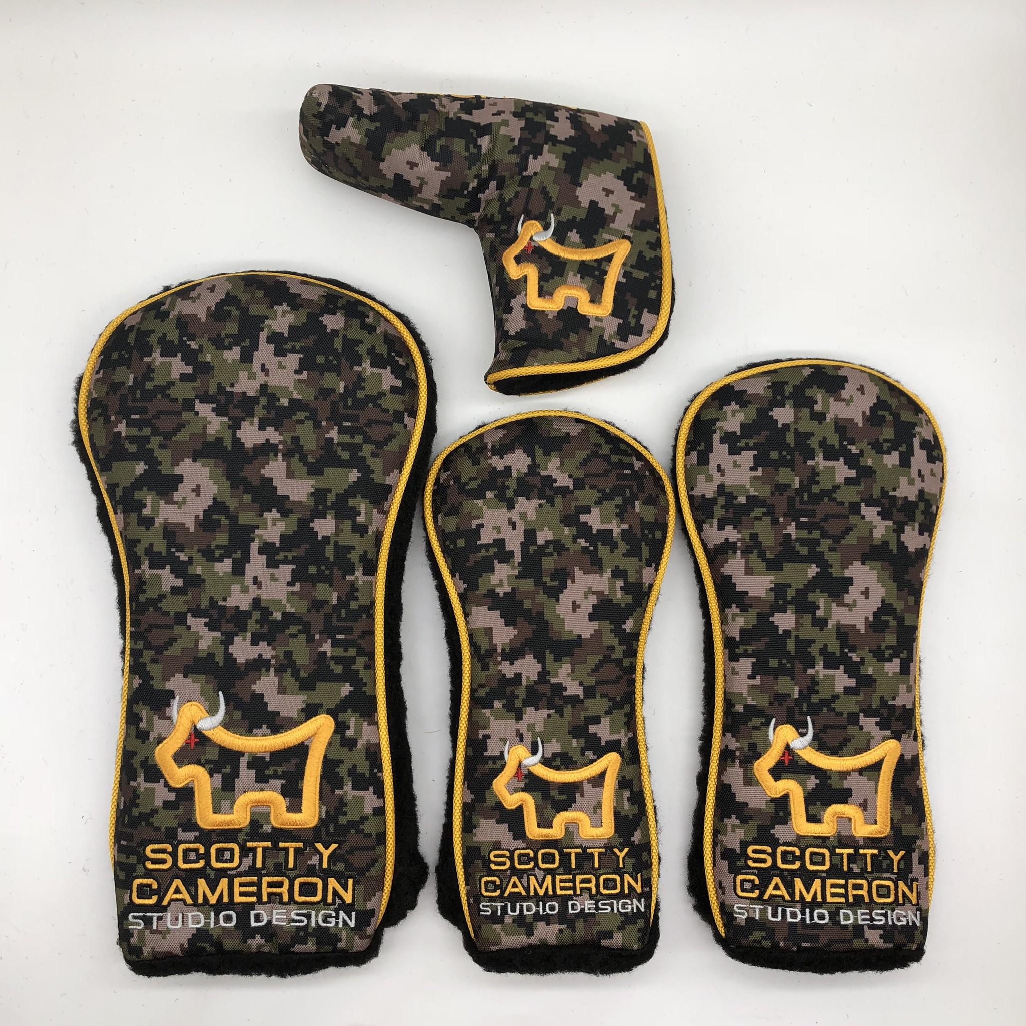 media.product.imagealternatetextformat