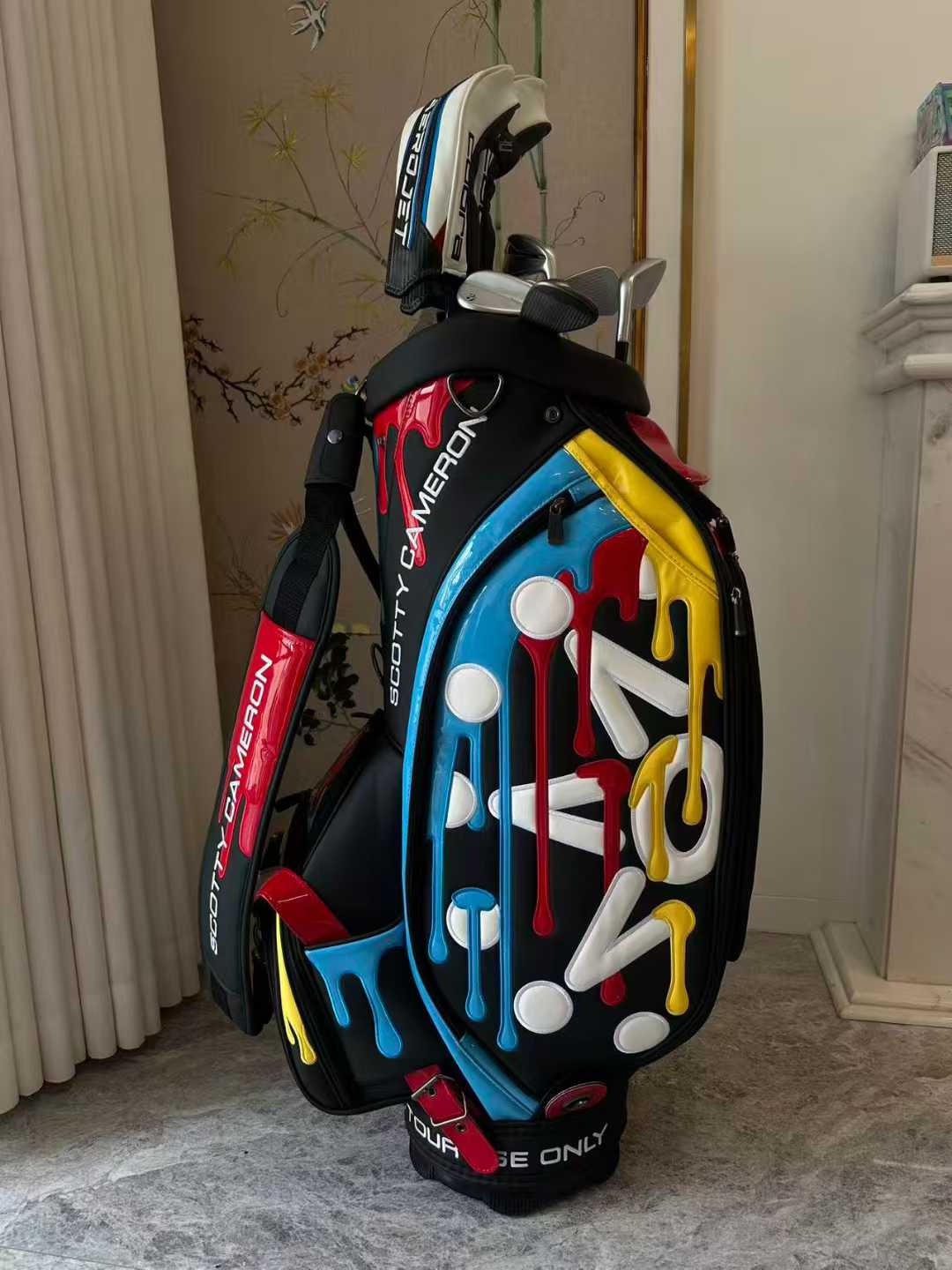 media.category.imagealternatetextformat