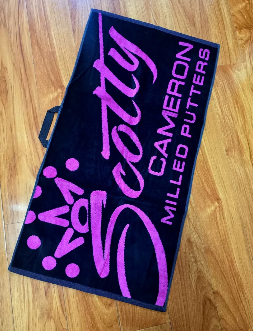 media.product.imagealternatetextformat