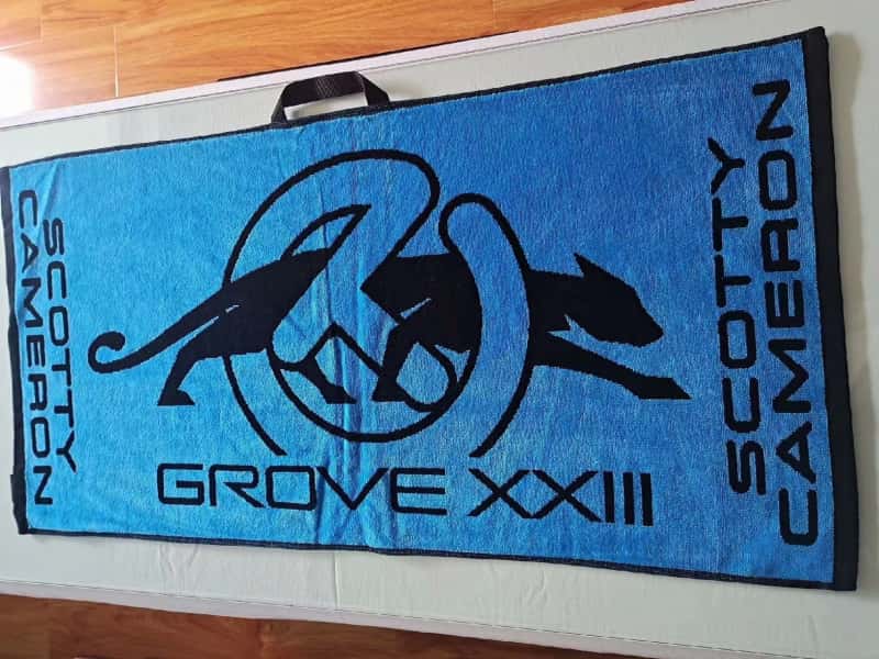 media.product.imagealternatetextformat