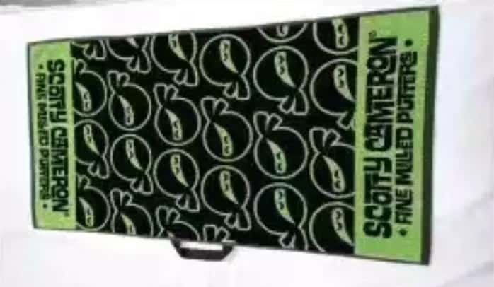 media.product.imagealternatetextformat