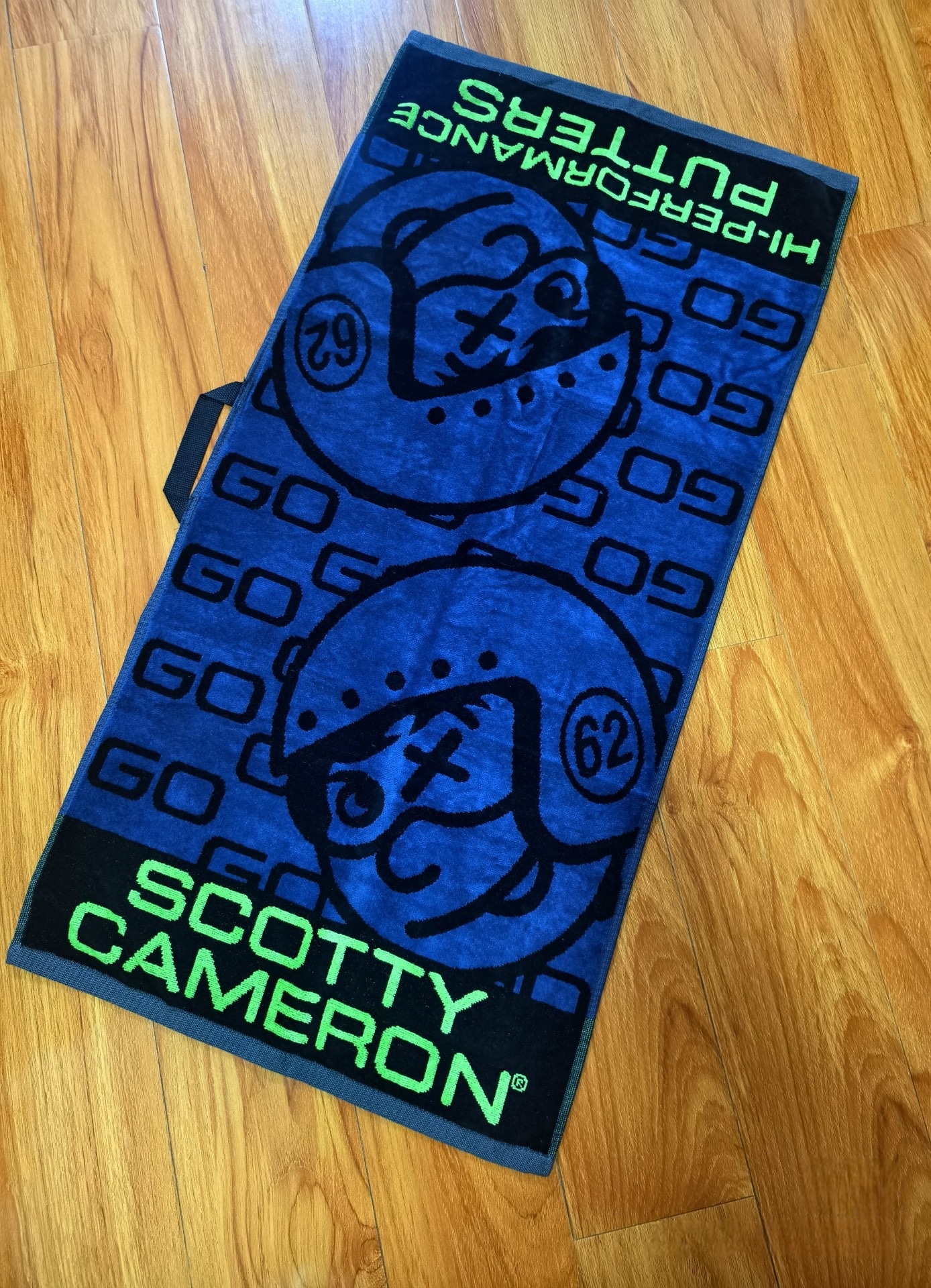 media.product.imagealternatetextformat