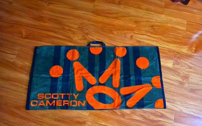 media.product.imagealternatetextformat