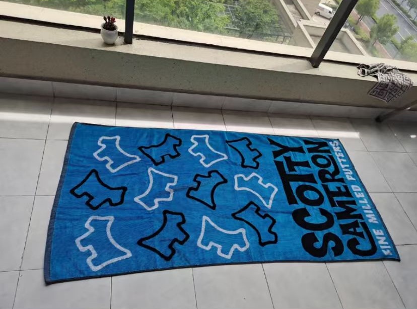 media.product.imagealternatetextformat