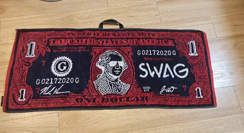 media.product.imagealternatetextformat