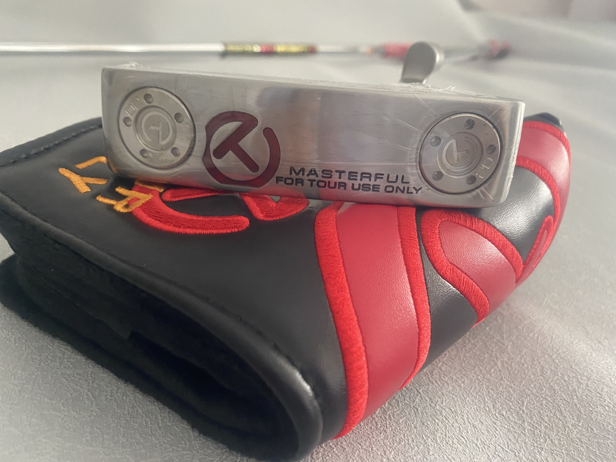 media.product.imagealternatetextformat