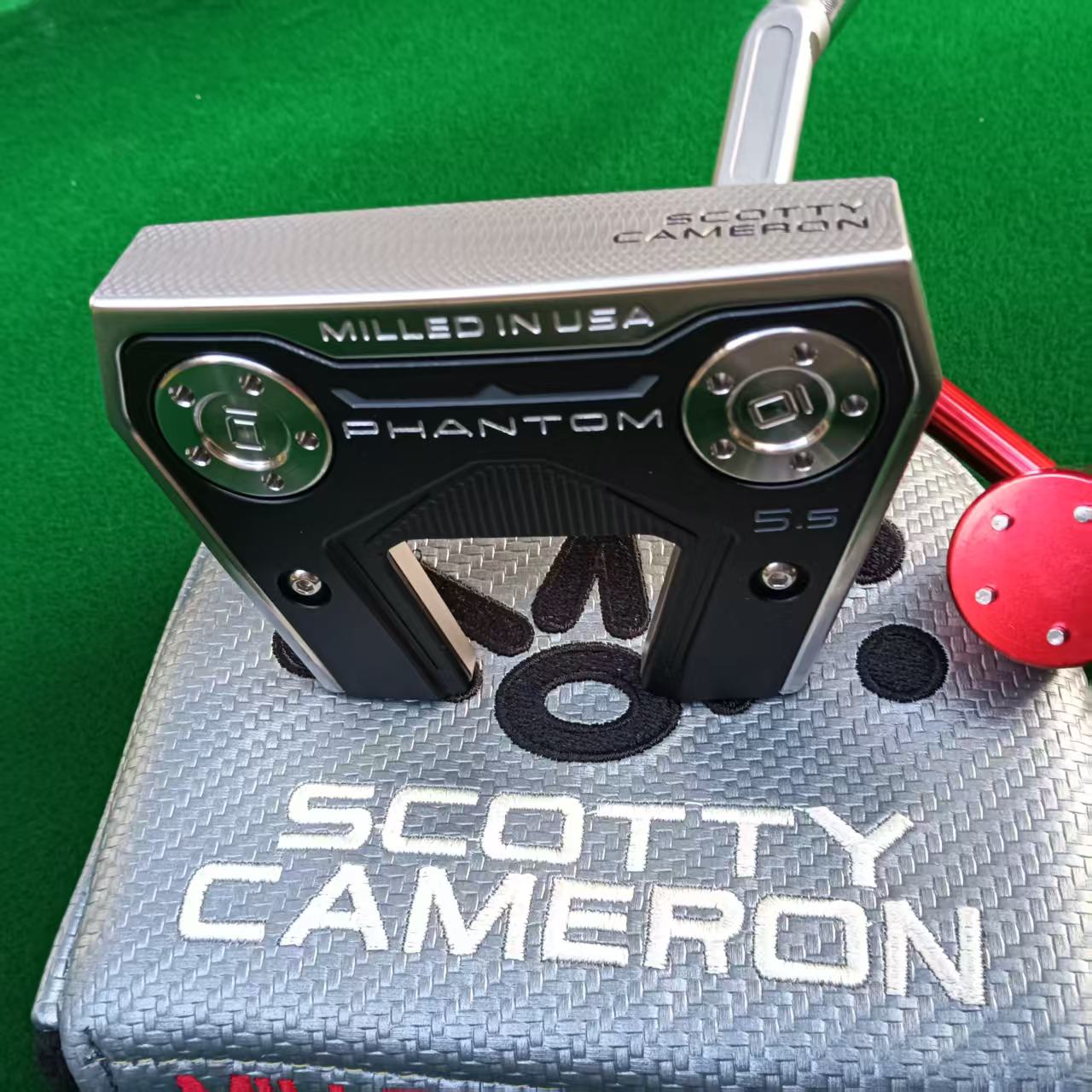 media.product.imagealternatetextformat