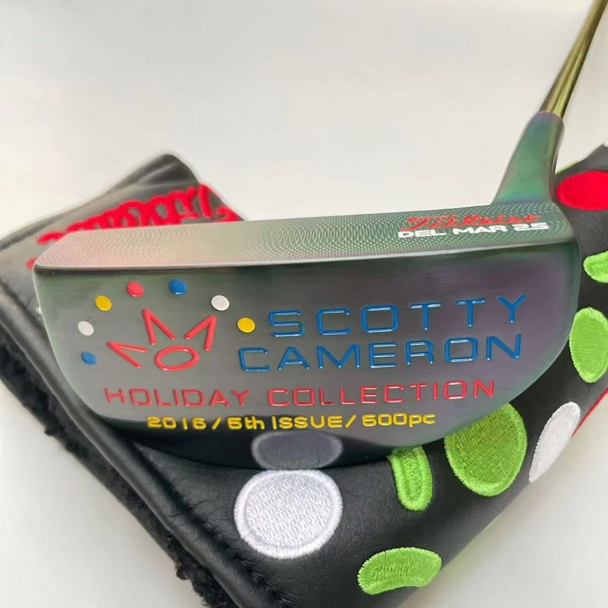 media.product.imagealternatetextformat