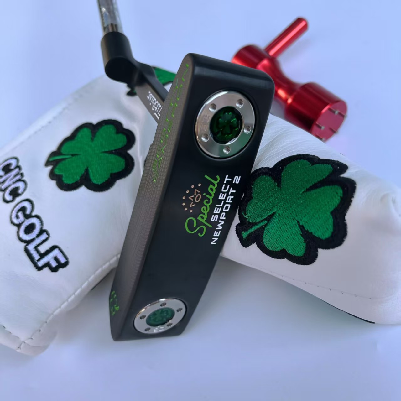 media.product.imagealternatetextformat