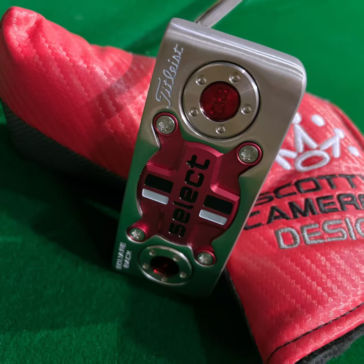 media.product.imagealternatetextformat