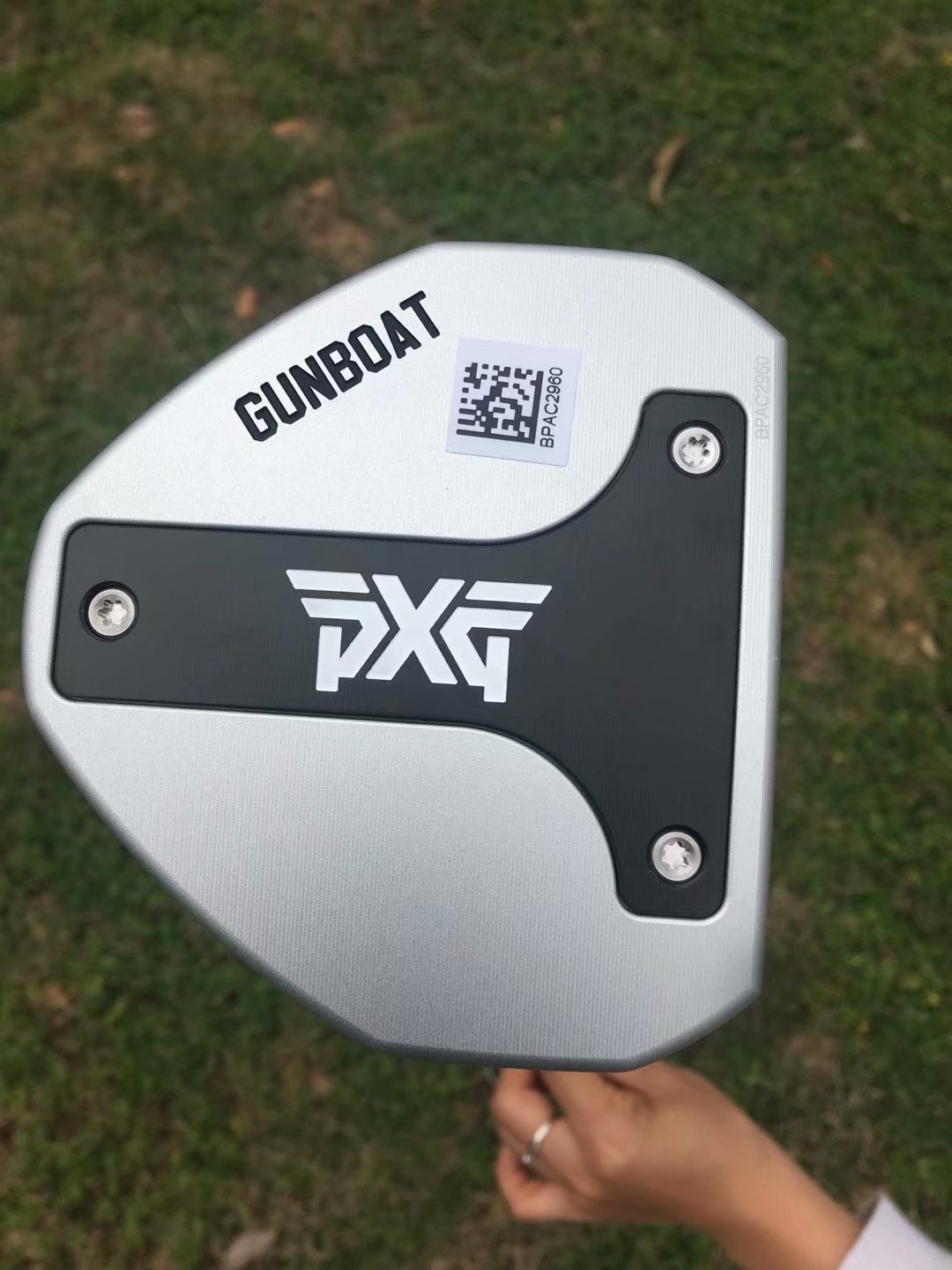 media.product.imagealternatetextformat