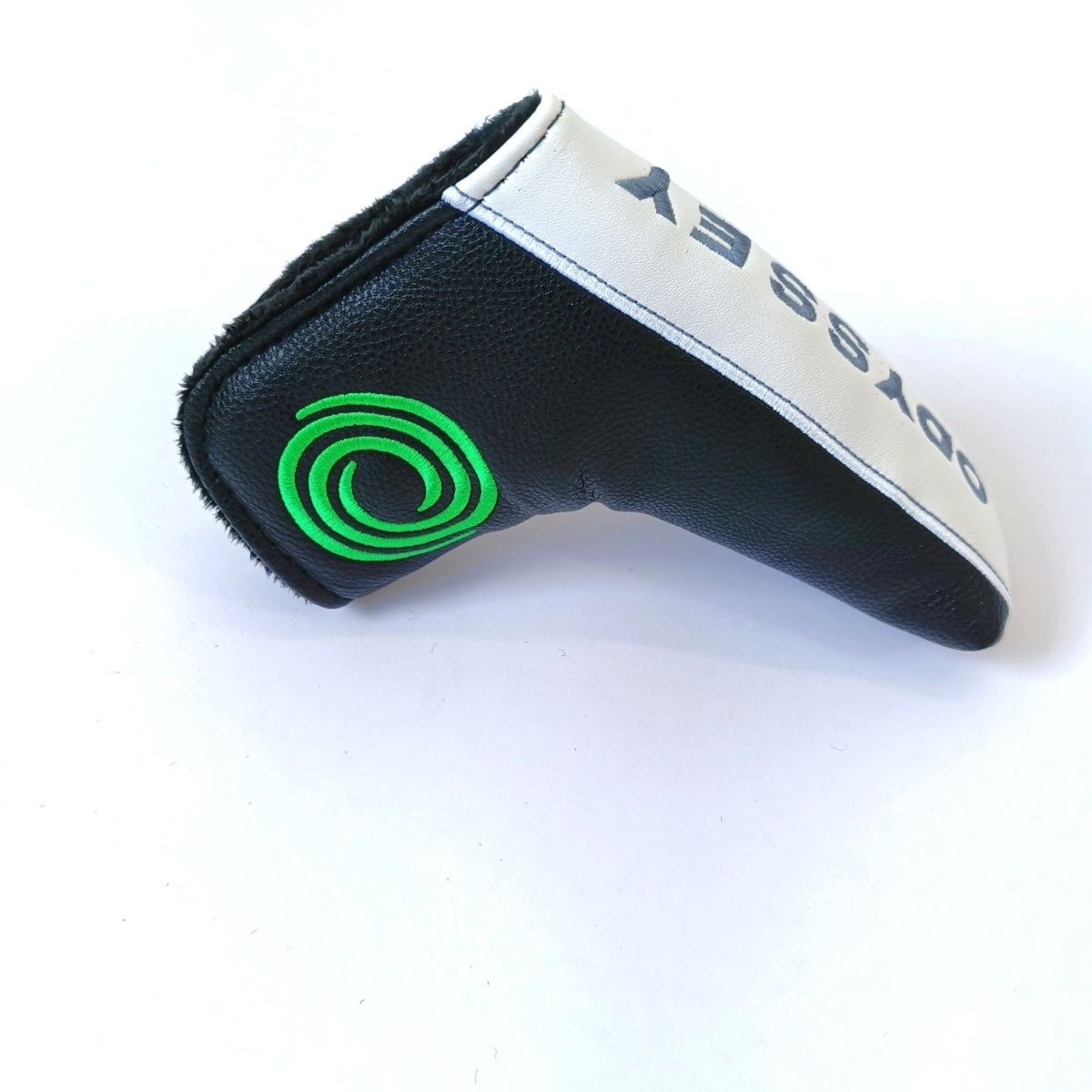 media.product.imagealternatetextformat