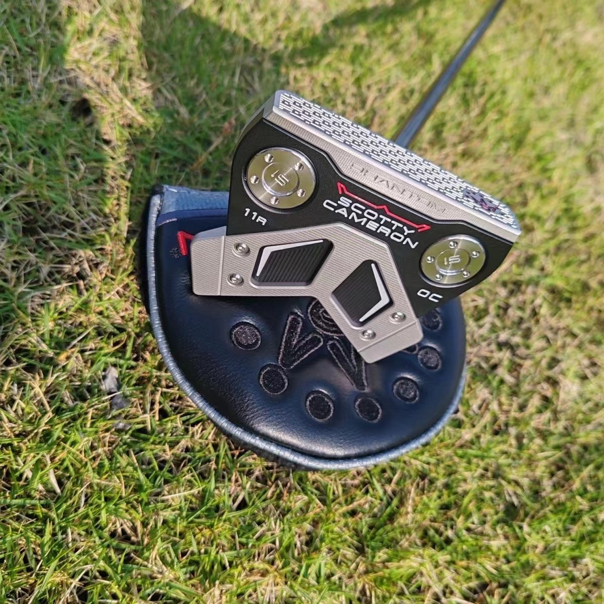 media.product.imagealternatetextformat